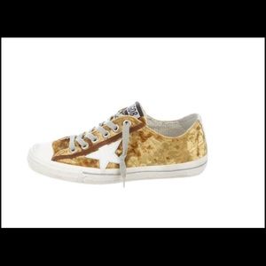 GOLDEN GOOSE V Star 2 Sneakers